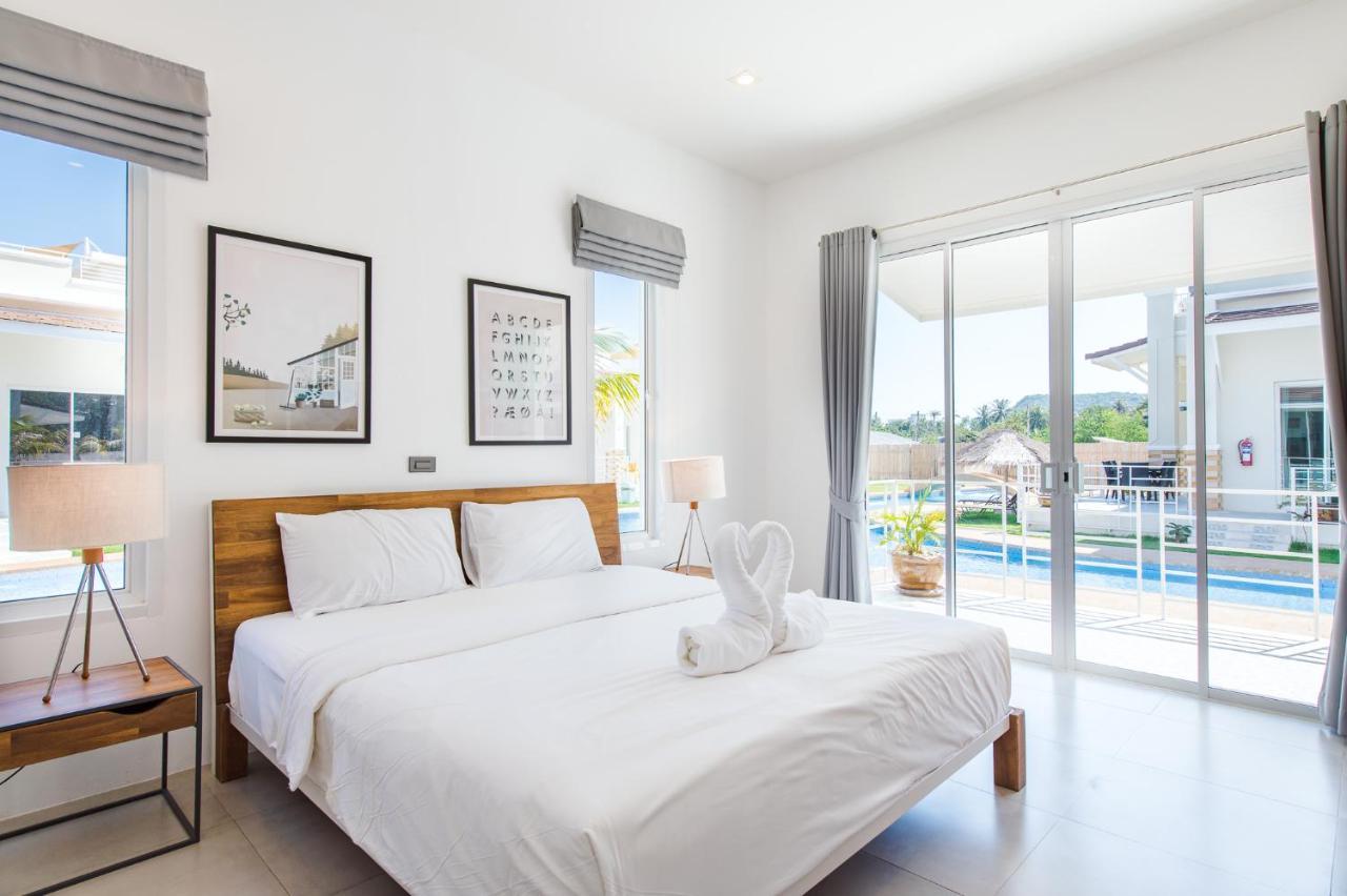 Oriental Beach Pearl Resort Sam Roi Yot Exterior photo