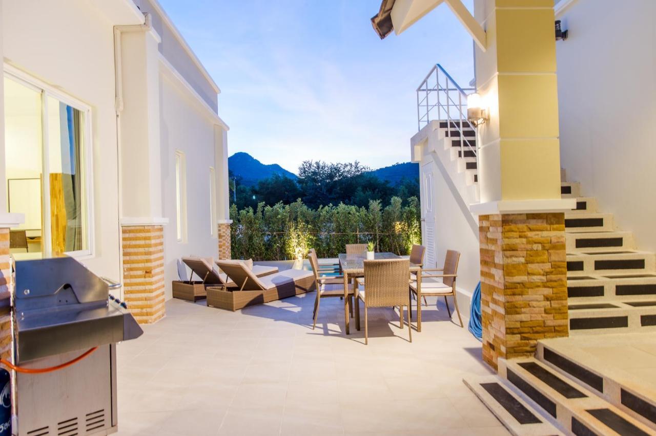 Oriental Beach Pearl Resort Sam Roi Yot Exterior photo