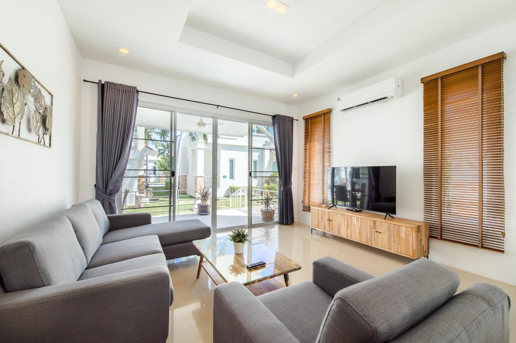 Oriental Beach Pearl Resort Sam Roi Yot Exterior photo